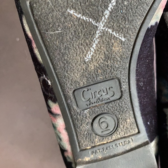 Sam Edelman Ryane Velvet Floral Pointed flat-6 EUC - Picture 7 of 7